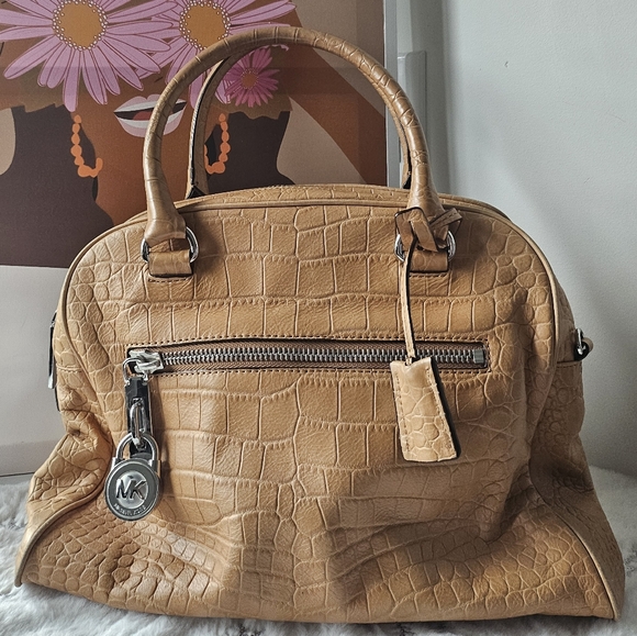 Michael Kors Handbags - Michael Kors